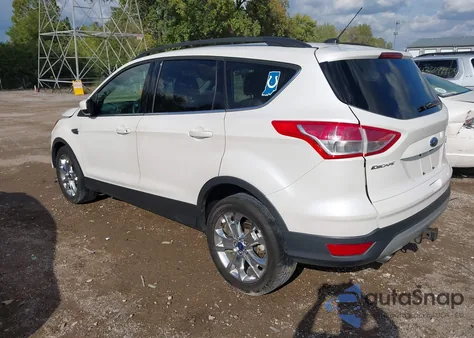2015 Ford Escape Se z USA, uszkodzony, nr VIN 1FMCU9G99FUC45614